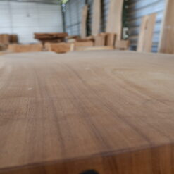 Suar Table natural big slab unfinish 04d