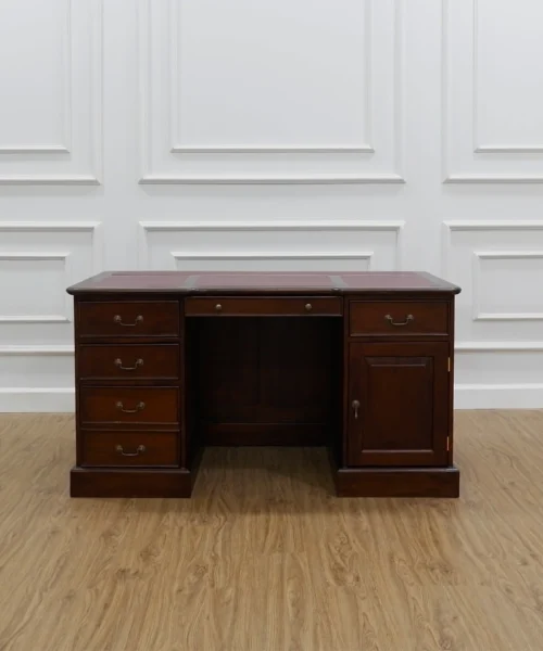 Classic English leather Top Desk