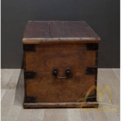 Late 19th/Early 20th C. Blanket Chest C.1880-1920 Mahogany wood - antique Handmade manufacture from Jepara Indonesia Furniture Craftmanship