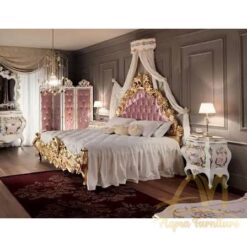 21st Century Baroque Double Bed in Gold Leaf Finish and Upholstery - antique Handmade manufacture from Jepara Indonesia Furniture Craftmanship