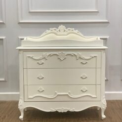 Felicity Dresser